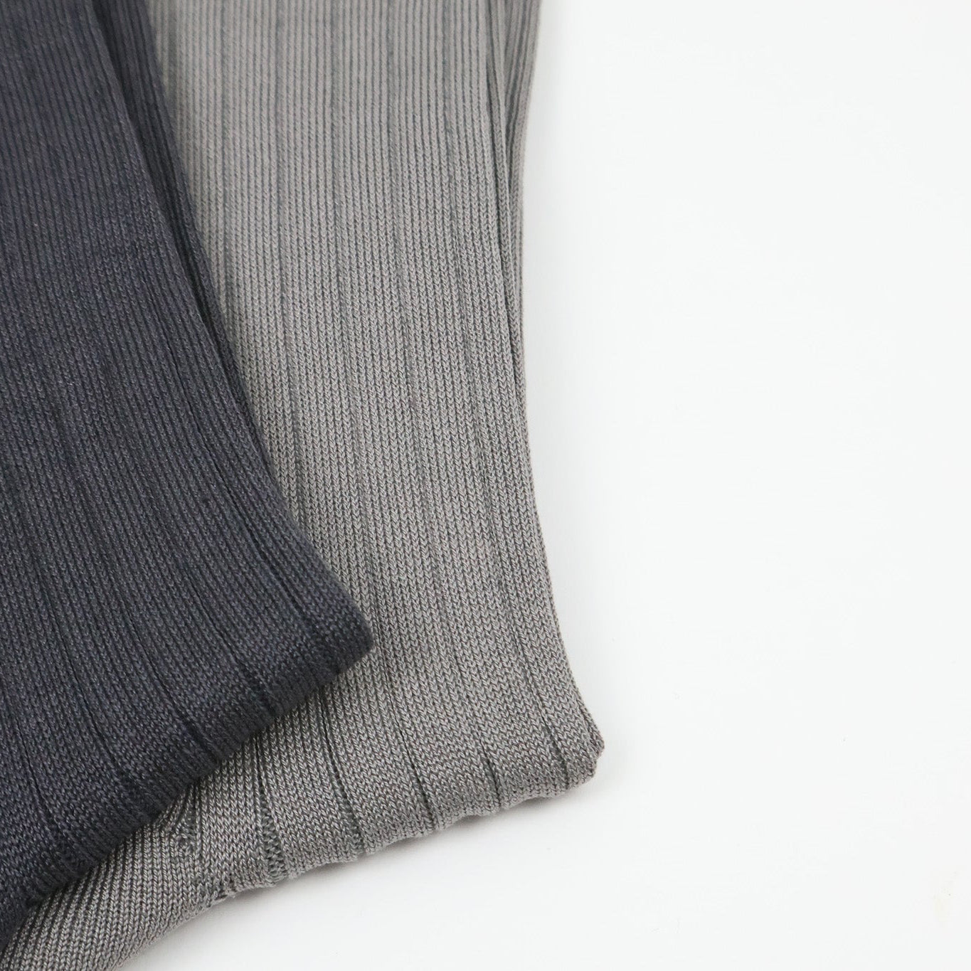 antracite. ribbed