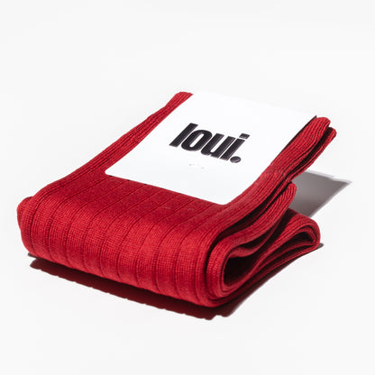 rosso scuro. ribbed