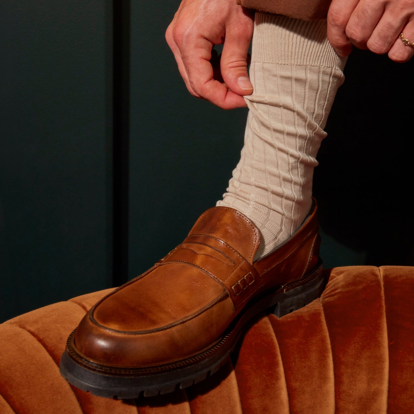 crema. ribbed